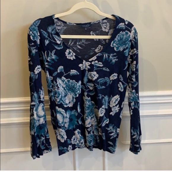 Lucky Brand Tops - Blue floral top